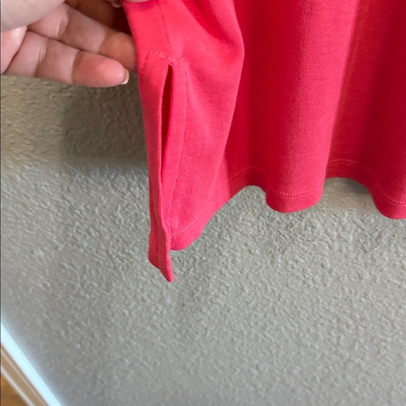 Chico’s size 2 Coral Women's Short Sleeve Top with Metallic Shoulder Trim - Picture 7 of 7